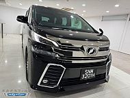 Toyota Vellfire 2.5 CVT Sunroof 2016 Black Pilot Seats Android Player